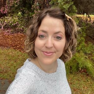 Meet your Posher, Alison